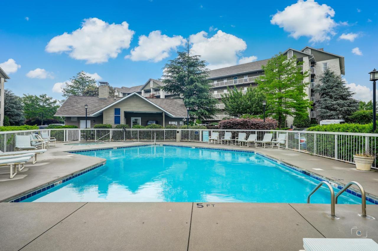 Your Mountain Escape Whispering Pines 244 Daire Pigeon Forge Dış mekan fotoğraf